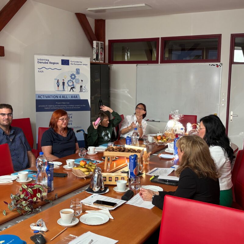 Zaposlenici udruge “Kamenčići” u okviru Erasmus + projekta posjetili partnersku organizaciju “Zavod za usposabljanje, delo in varstvo dr Marijana Borštnarja Dornava” u Sloveniji 01 - Udruga Kamenčići