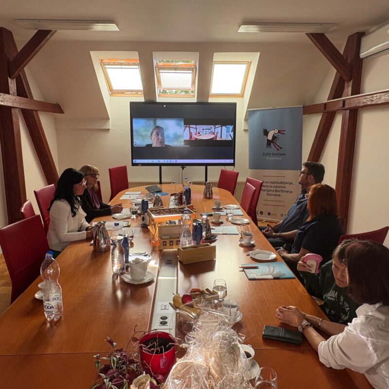 Zaposlenici udruge “Kamenčići” u okviru Erasmus + projekta posjetili partnersku organizaciju “Zavod za usposabljanje, delo in varstvo dr Marijana Borštnarja Dornava” u Sloveniji 01 - Udruga Kamenčići