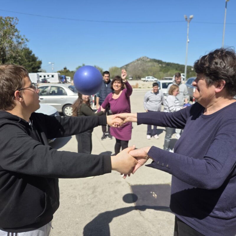 Poboljšanje kvalitete života osoba s intelektualnim teškoćama kroz razvijanje mreže inovativnih usluga 01 - Udruga Kamenčići