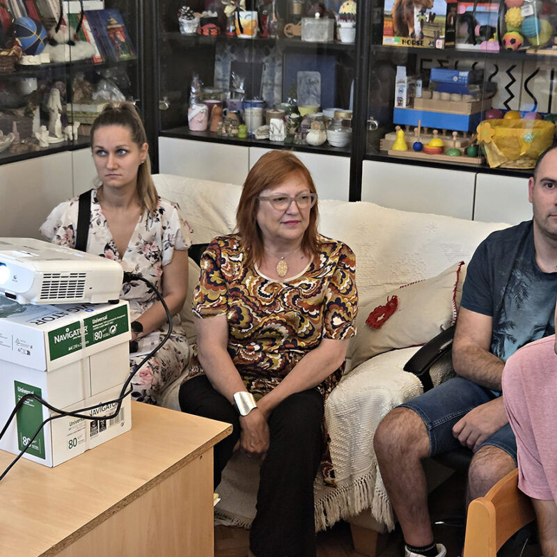 Održana  online edukacija “Stjecanje radnih vještina u stvarnim uvjetima” 01 - Udruga Kamenčići